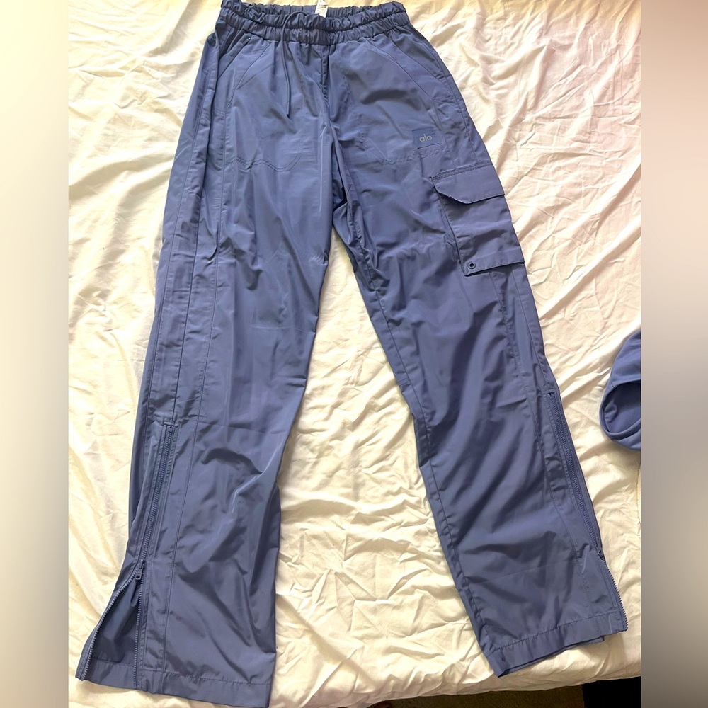 Alo pants